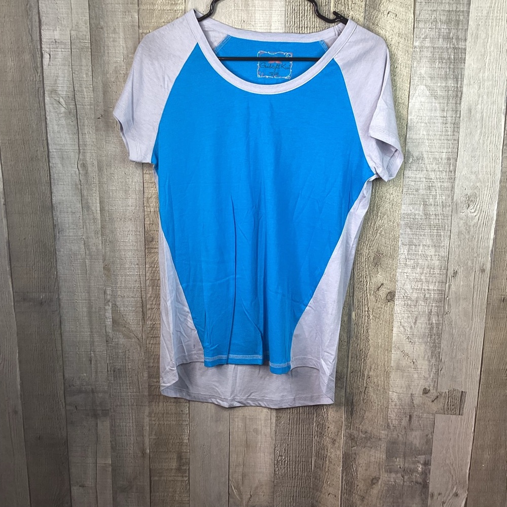 Goodnight Kiss Size Small Gray & Blue Crewneck Top w/Short Cap Sleeves